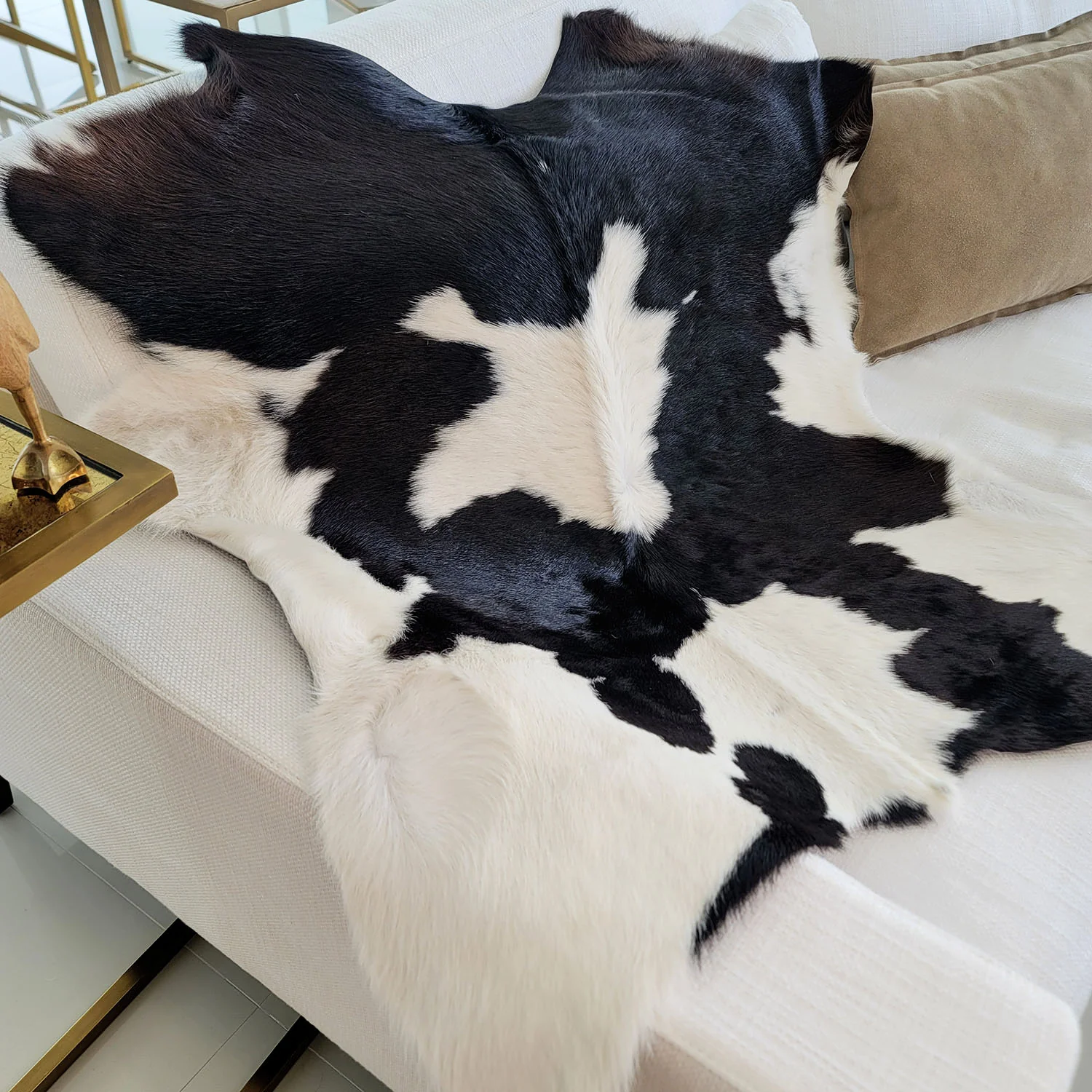Black and White Calf Hides - Image 4