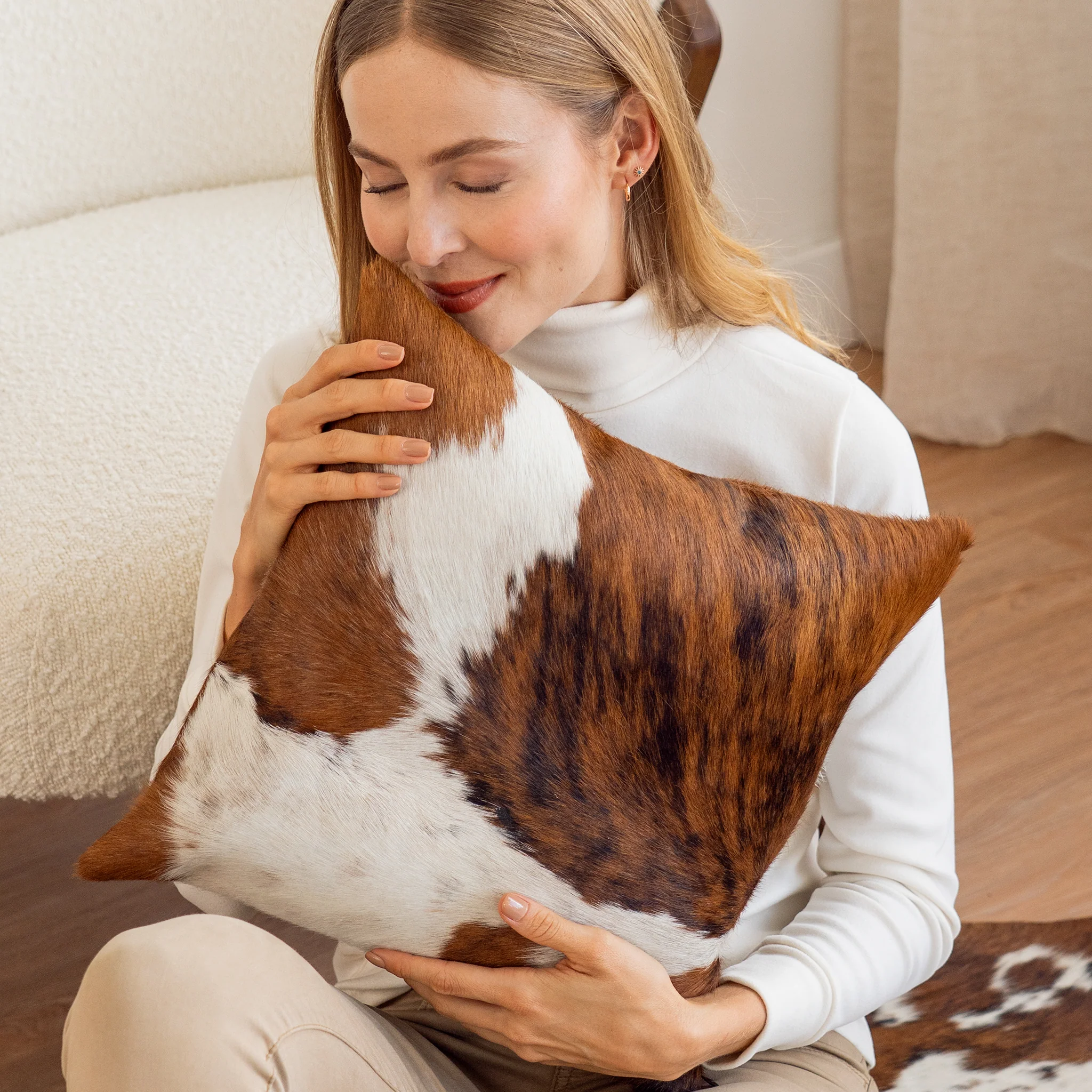 Cowhide Rug Tricolor Brindle Mix - Image 9