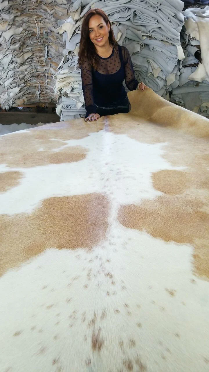 Palomino and White Brazilian Cowhide Rug: XL - Image 7